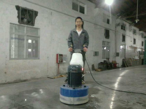 不锈钢打磨现场2
